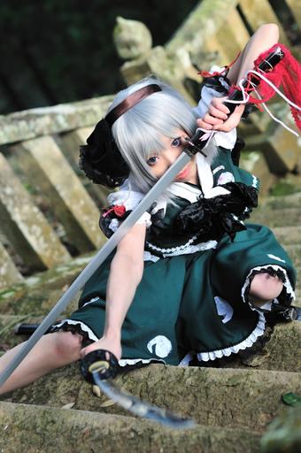 Touhou Project 08: Imperishable Night - It's COSPLAY time!